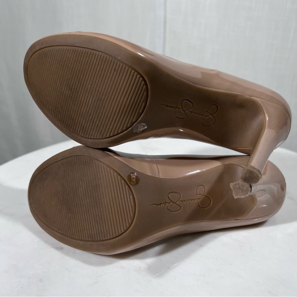 Jessica Simpson Nude Faux Patent Leather Pumps Size 6.5 - Picture 8 of 11